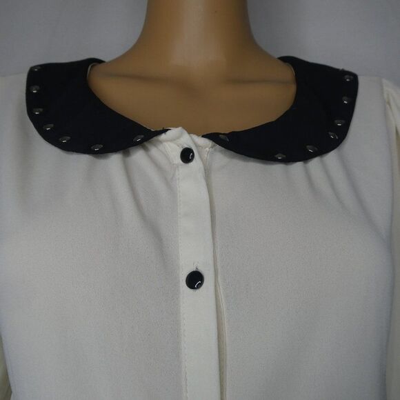 Forever 21 Peter Pan Collar Blouse Stud Button Up - Picture 8 of 10